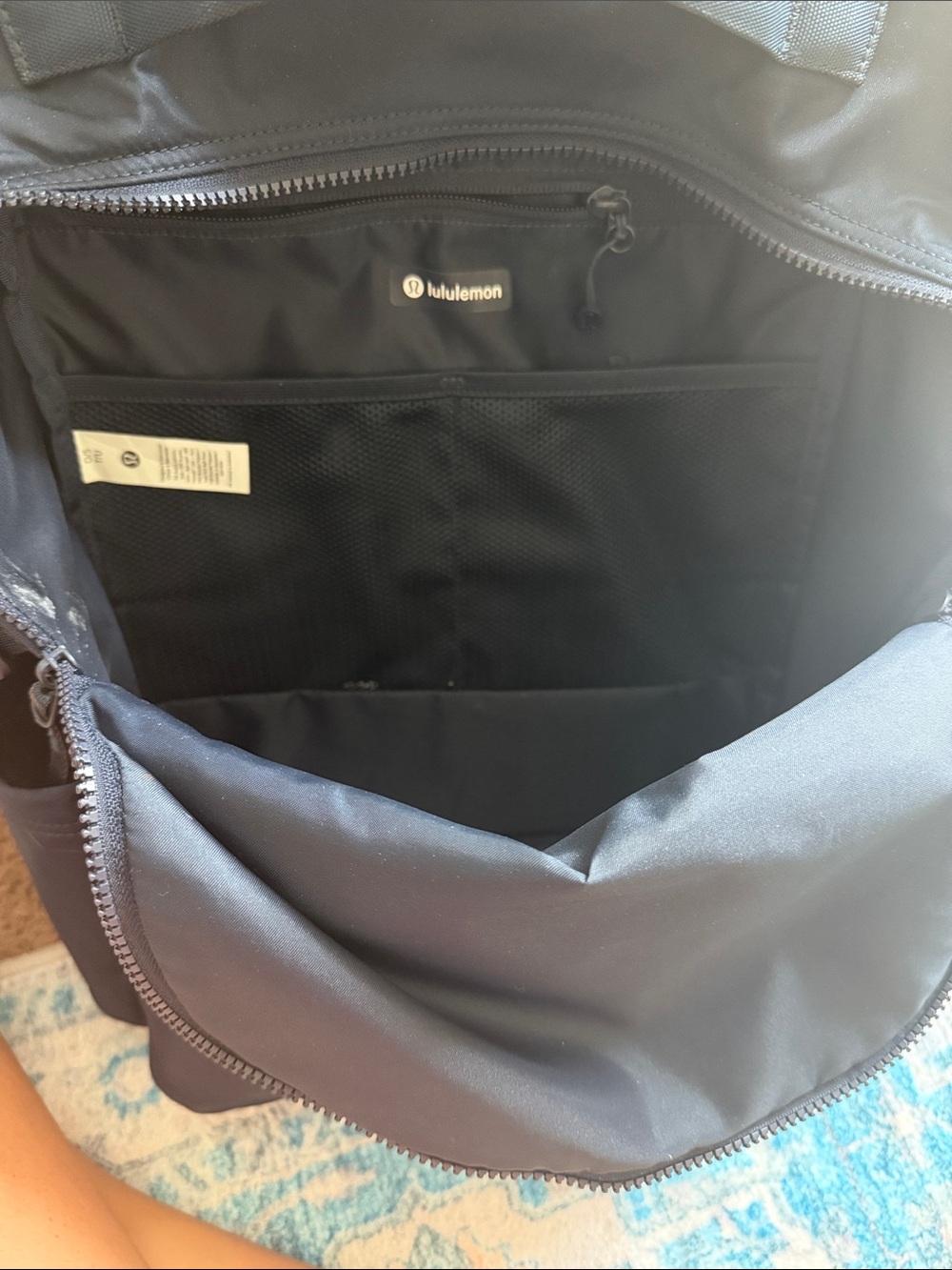 lululemon athletica navy Everyday Backpack - Picture 5 of 5